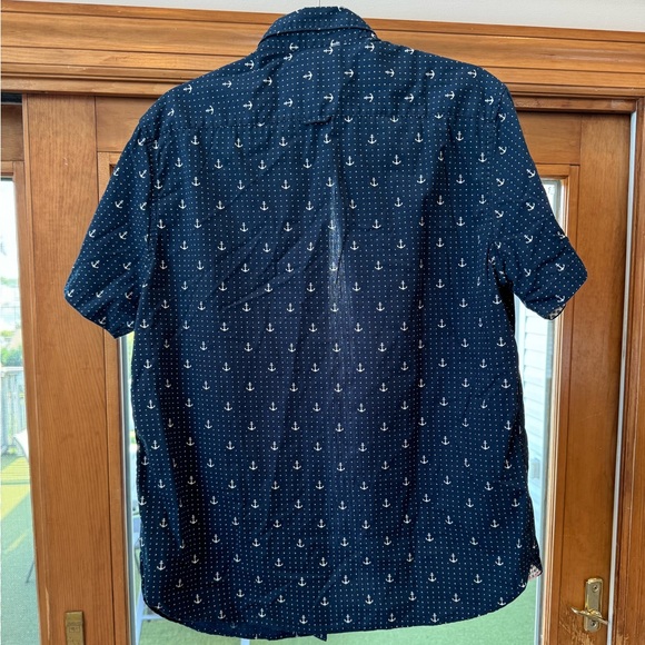 Button up anchor dress shirt. Size Large - Picture 2 of 3